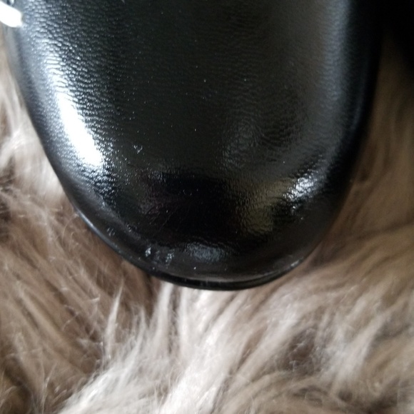 Guess Vintage Style Bow Pumps - Picture 6 of 7